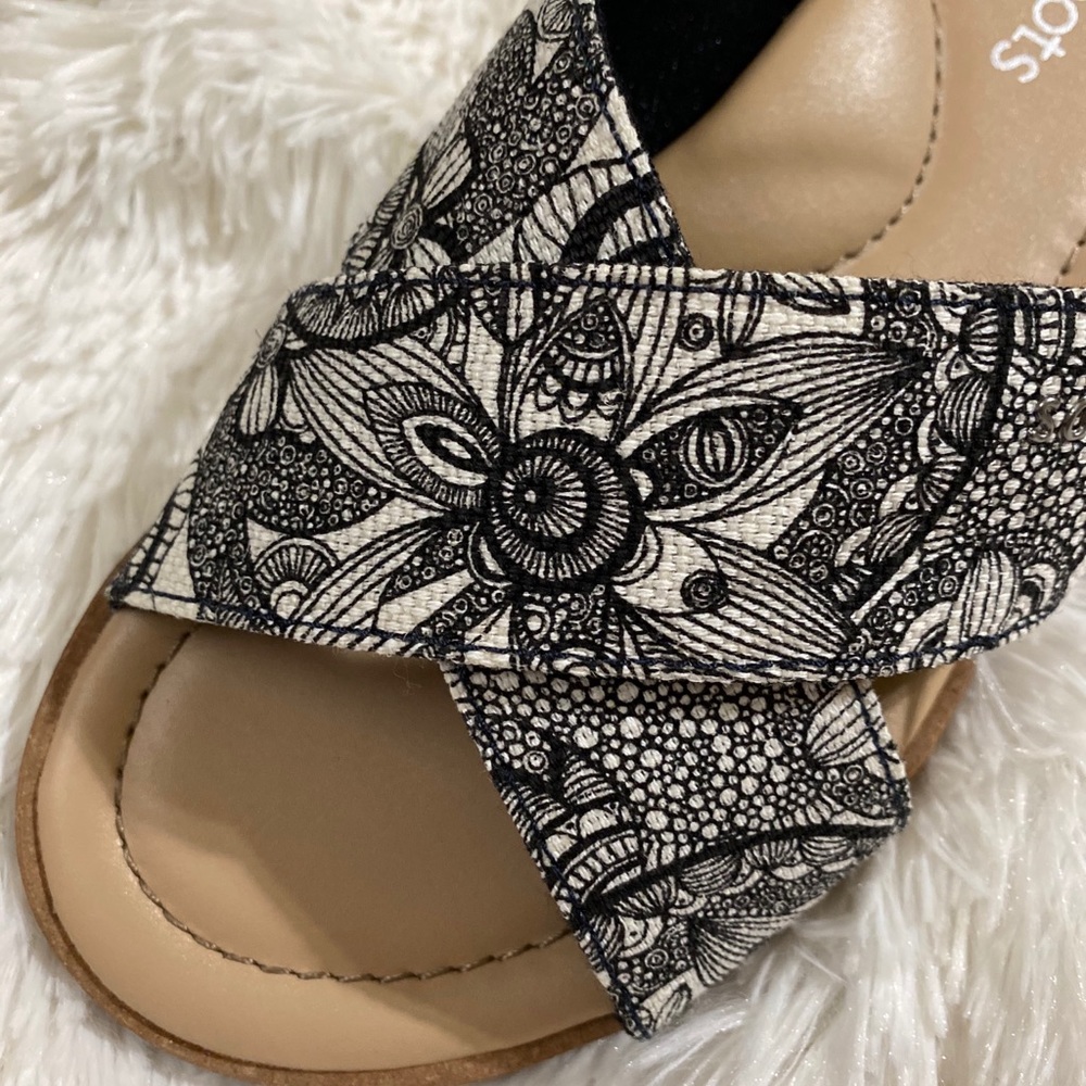 Sakroots Calypso Sandal